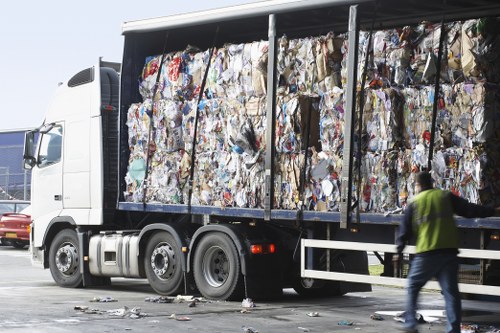 Reusable recycling bins for efficient waste management